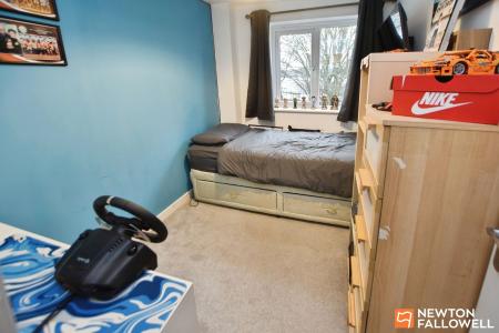 4 bedroom Semi-detached house for sale in Cinnabar Way, East Leake, LE12