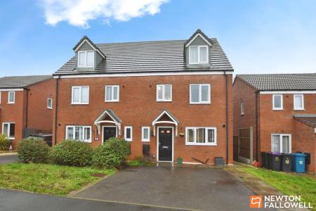 4 bedroom Semi-detached house for sale in Cinnabar Way, East Leake, LE12