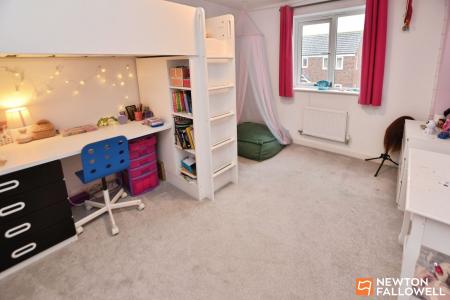 4 bedroom Semi-detached house for sale in Cinnabar Way, East Leake, LE12