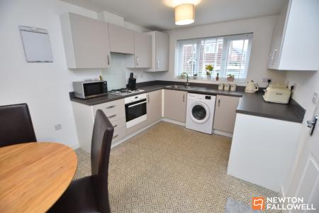 4 bedroom Semi-detached house for sale in Cinnabar Way, East Leake, LE12