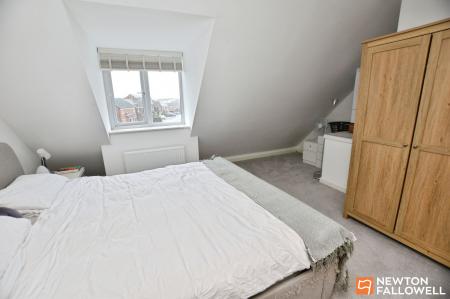 4 bedroom Semi-detached house for sale in Cinnabar Way, East Leake, LE12