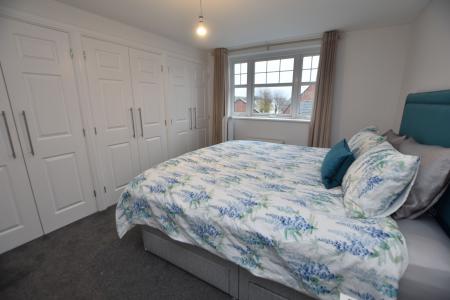 4 bedroom Detached house for sale in Hardy Way, East Leake, LE12