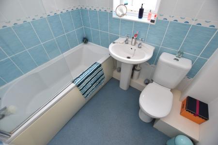 2 bedroom Terraced House for sale in Fox Covert, Loughborough, LE11