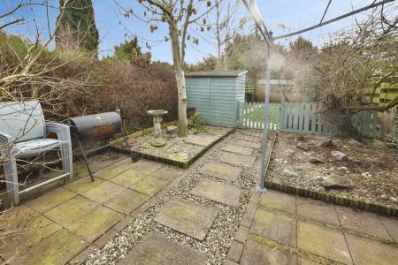 3 bedroom Terraced House for sale in Jubilee Avenue, Sileby, LE12