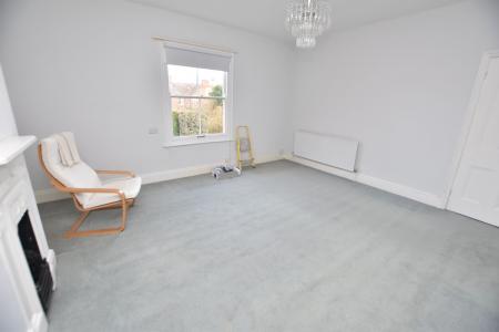 4 bedroom Semi-detached house for sale in Loughborough Road, Quorn, LE12