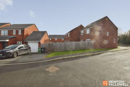 3 bedroom Detached house for sale in Chaffinch Drive, Shepshed, LE12