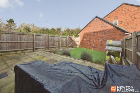 3 bedroom Detached house for sale in Chaffinch Drive, Shepshed, LE12