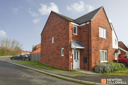 3 bedroom Detached house for sale in Chaffinch Drive, Shepshed, LE12