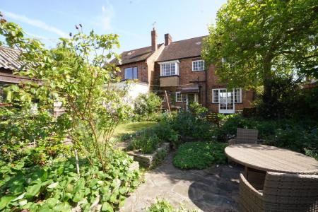 4 bedroom Semi-detached house for sale in William Street, Loughborough, LE11