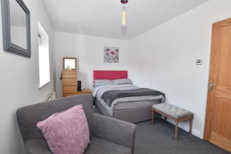 2 bedroom Terraced House for sale in Juniper Way, Loughborough, LE11