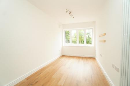 4 bedroom Detached house for sale in Paradise Close, Shepshed, LE12