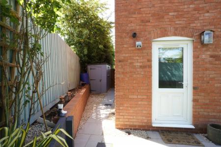 4 bedroom Detached house for sale in Paradise Close, Shepshed, LE12