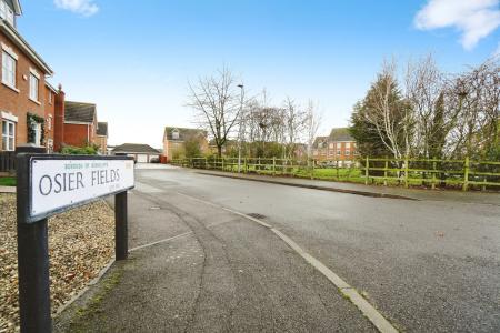 2 bedroom Apartment for sale in Osier Fields, East Leake, LE12