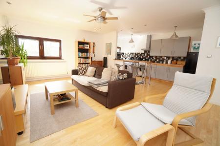 1 bedroom Flat for sale in Old Ashby Road, Loughborough, LE11