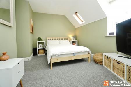 3 bedroom Terraced House for sale in Haddon Way, Loughborough, LE11
