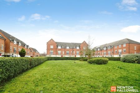 3 bedroom Terraced House for sale in Haddon Way, Loughborough, LE11