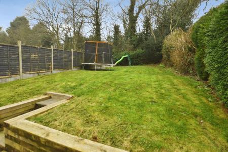 3 bedroom Terraced House for sale in Bird Hill Road, Woodhouse Eaves, LE12