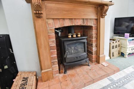 2 bedroom Semi-detached bungalow for sale in Shepherds Close, Loughborough, LE11