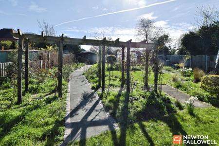 5 bedroom Detached house for sale in Knightthorpe Road, Loughborough, LE11