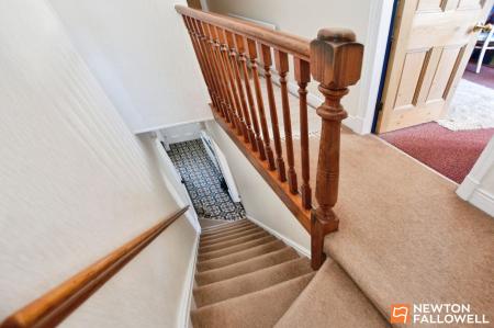 5 bedroom Detached house for sale in Knightthorpe Road, Loughborough, LE11