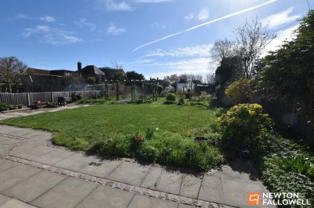 5 bedroom Detached house for sale in Knightthorpe Road, Loughborough, LE11