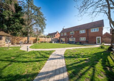 5 bedroom Detached house for sale in Village Farm Close, West Leake, LE12