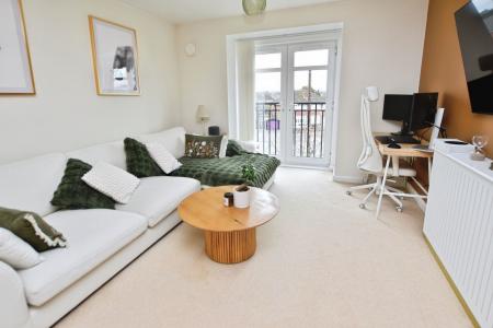 2 bedroom Apartment for sale in Racecourse Mews, Loughborough, LE11