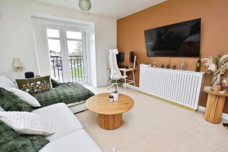 2 bedroom Apartment for sale in Racecourse Mews, Loughborough, LE11