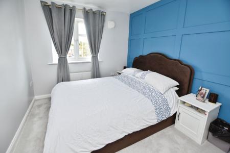 2 bedroom Apartment for sale in Racecourse Mews, Loughborough, LE11