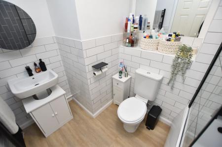 2 bedroom Apartment for sale in Racecourse Mews, Loughborough, LE11