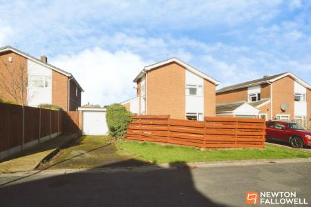 3 bedroom Detached house for sale in Blenheim Close, Loughborough, LE11