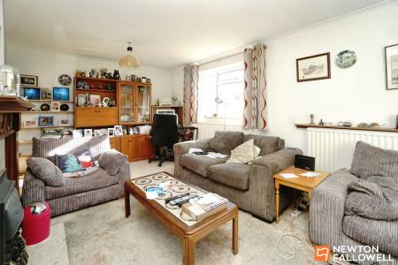3 bedroom Detached house for sale in Blenheim Close, Loughborough, LE11
