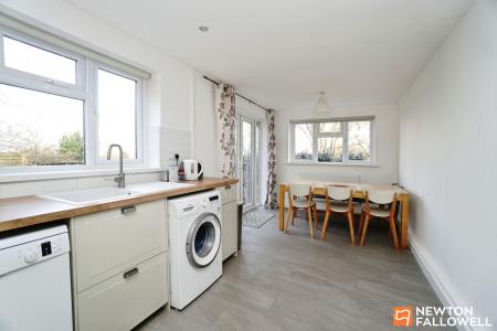 4 bedroom Detached house for sale in Stewart Drive, Loughborough, LE11