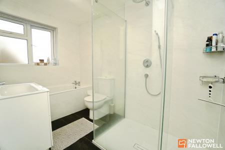 4 bedroom Detached house for sale in Stewart Drive, Loughborough, LE11