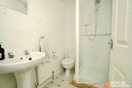 5 bedroom Detached house for sale in Buckingham Drive, Loughborough, LE11