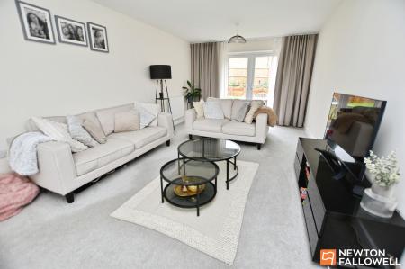 4 bedroom Detached house for sale in Chamomile Road, Shepshed, LE12