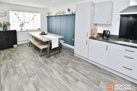 4 bedroom Detached house for sale in Chamomile Road, Shepshed, LE12