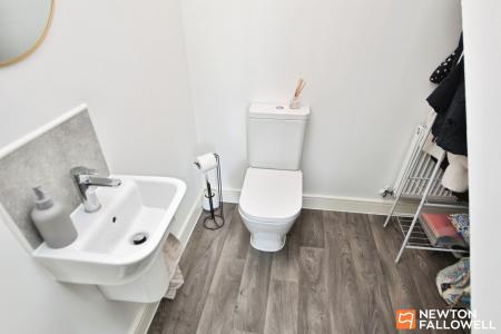 4 bedroom Detached house for sale in Chamomile Road, Shepshed, LE12