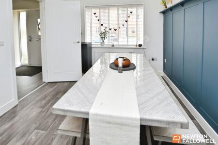 4 bedroom Detached house for sale in Chamomile Road, Shepshed, LE12