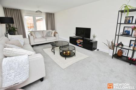 4 bedroom Detached house for sale in Chamomile Road, Shepshed, LE12