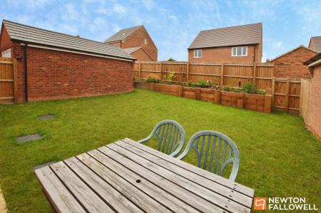 4 bedroom Detached house for sale in Chamomile Road, Shepshed, LE12