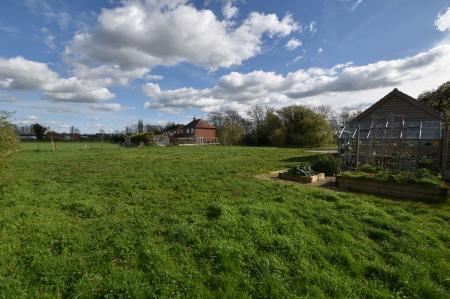 4 bedroom Land (Residential) for sale in Moor Lane, Gotham, NG11