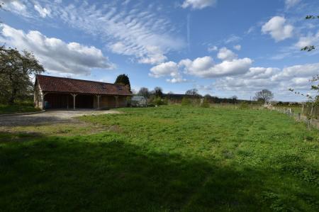 4 bedroom Land (Residential) for sale in Moor Lane, Gotham, NG11