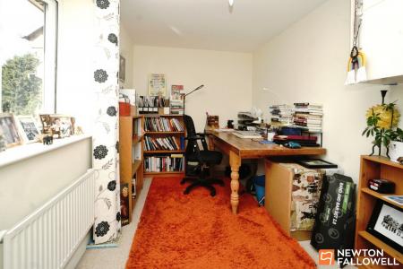 2 bedroom Terraced House for sale in Walnut Gardens, East Leake, LE12
