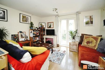 2 bedroom Terraced House for sale in Walnut Gardens, East Leake, LE12