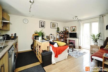 2 bedroom Terraced House for sale in Walnut Gardens, East Leake, LE12