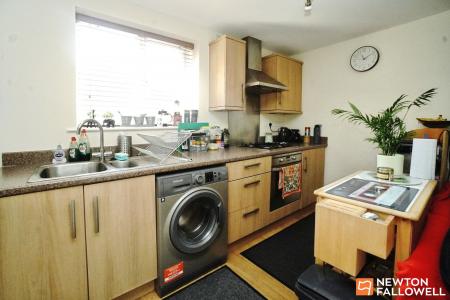 2 bedroom Terraced House for sale in Walnut Gardens, East Leake, LE12