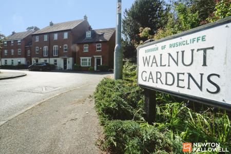 2 bedroom Terraced House for sale in Walnut Gardens, East Leake, LE12