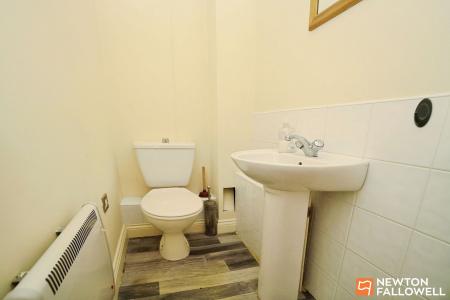 2 bedroom Apartment for sale in Melton Road, Barrow Upon Soar, LE12