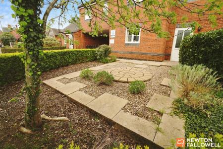 2 bedroom Apartment for sale in Melton Road, Barrow Upon Soar, LE12